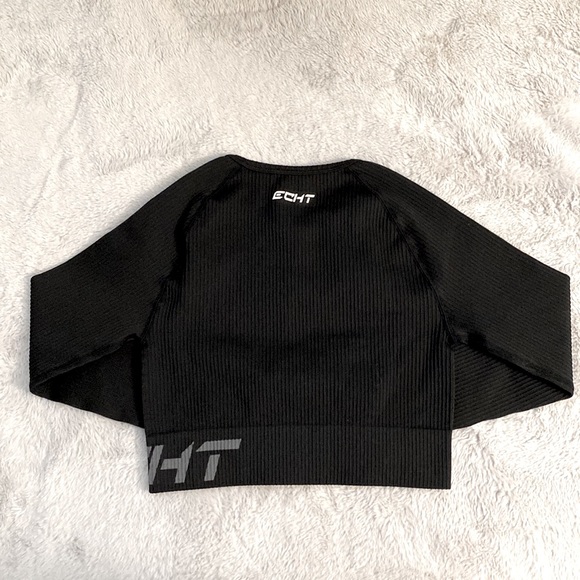 Echt Arise Comfort Cropped Long Sleeve — Black - Picture 4 of 6